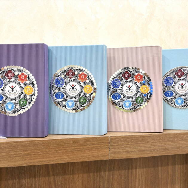 7 चक्र नोटबुक (चक्र हीलिंग एवं संतुलन) | 7 Chakra Notebook (Chakra Healing & Balancing)