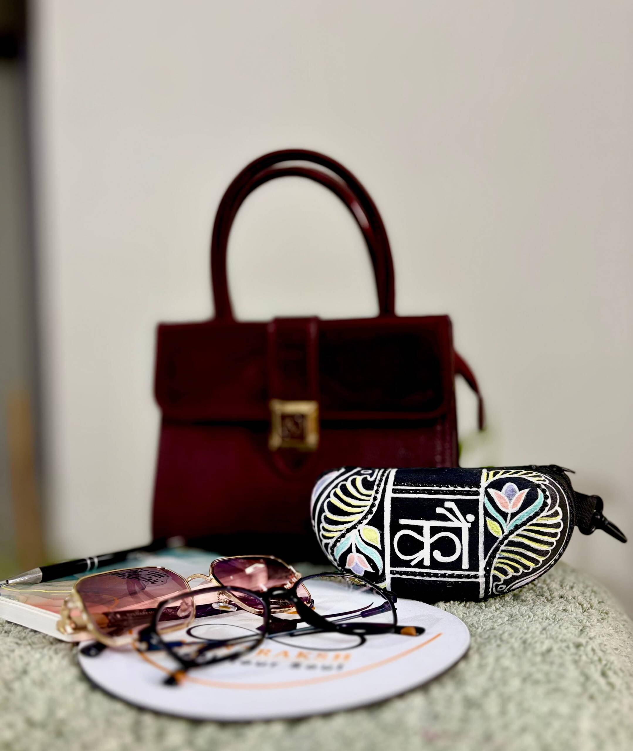 क्रौं बीज अक्षर चश्मा केस / स्पेक्स केस | Krom Beej Akshar Sunglasses / Specs Case
